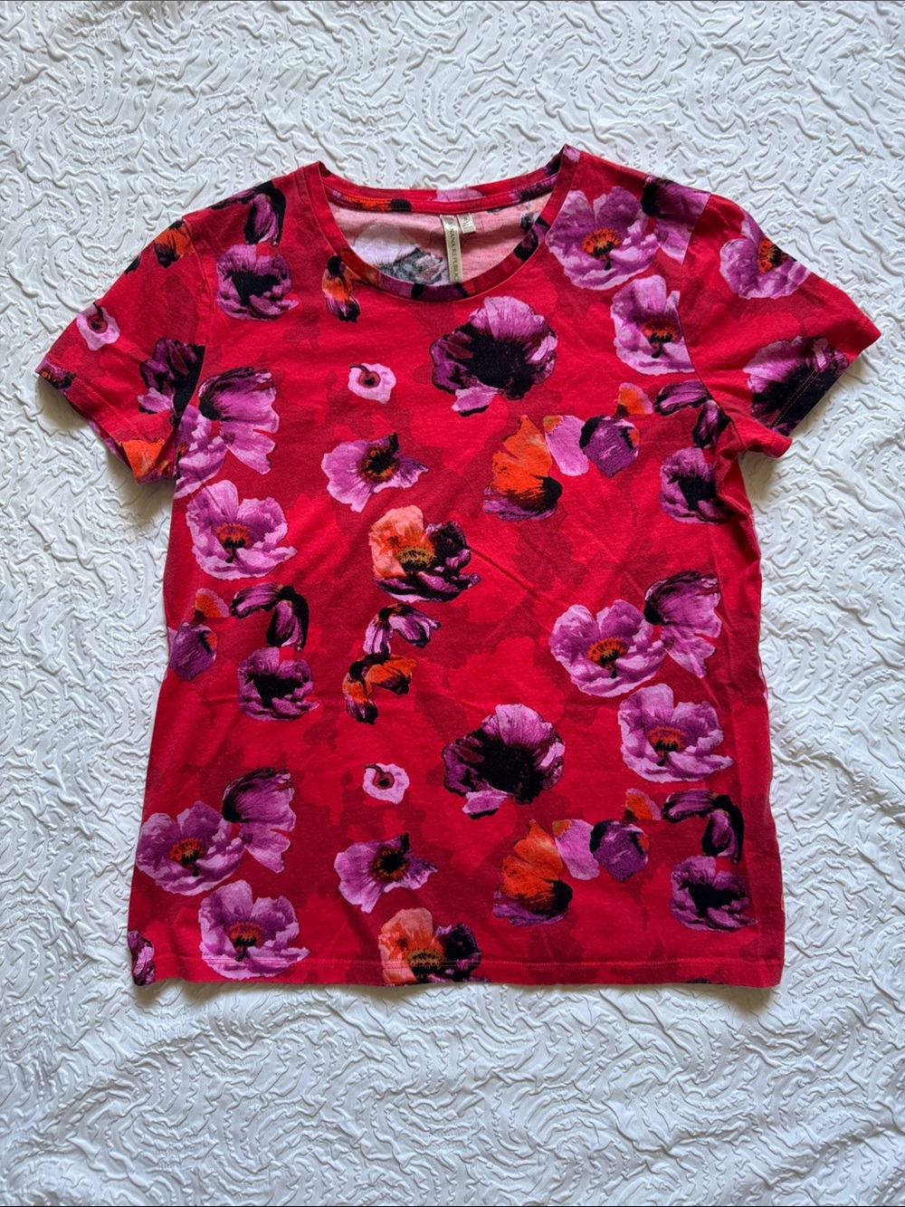 Banana Republic Red Floral Short Sleeve Tee